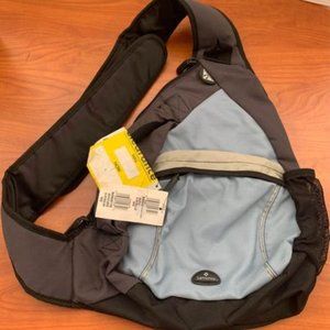 New Samsonite Cross Body Shoulder Bag Kidney Shape Adjustable Strap